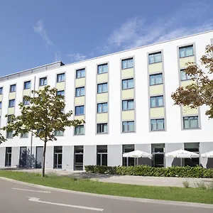 Hotel Holiday Express Augsburg, An Ihg, Augsburg